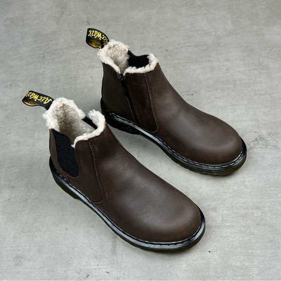 DR. MARTENS NWOB Leonore Chelsea Brown Leather Boots - Picture 5 of 10